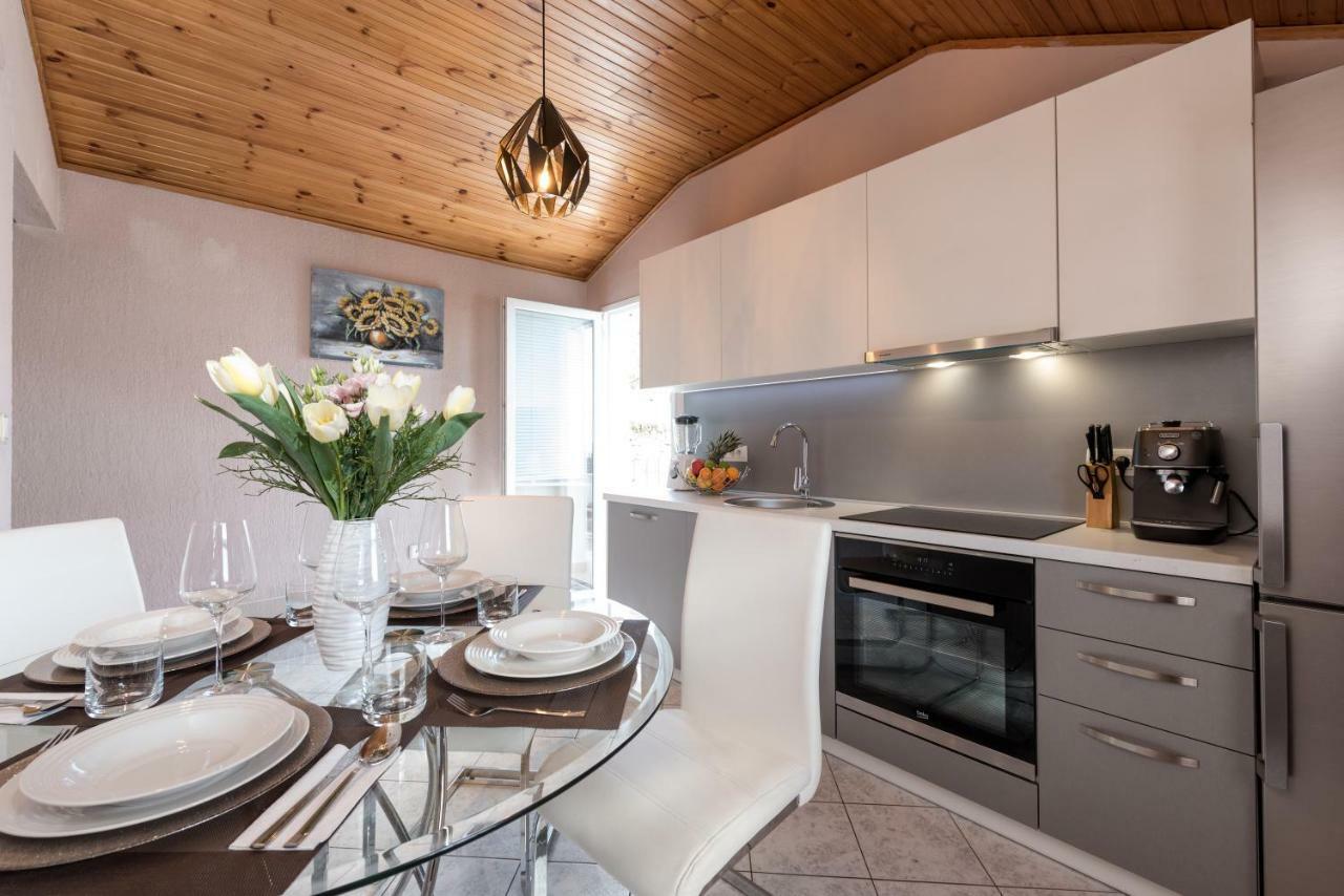 Lola Apartment Veprinac Dış mekan fotoğraf